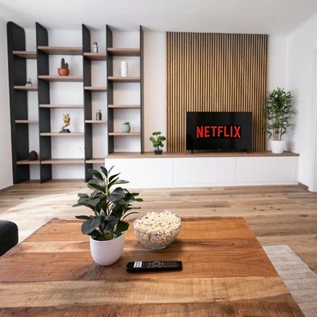 Luxury Sedda Bed, Nespresso, Netflix Apartment Linz Exterior foto